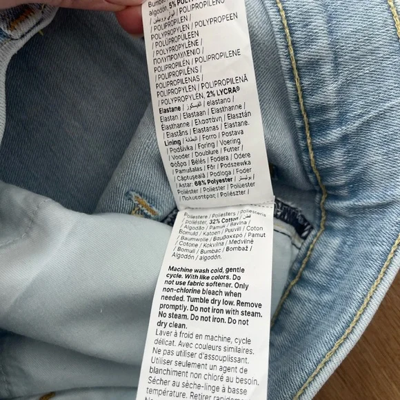 SPANX ReDefine Slim Straight Jeans Turner Wash Light Blue Denim Size 8 NWT - Picture 7 of 11